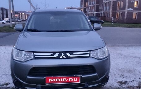 Mitsubishi Outlander III рестайлинг 3, 2013 год, 1 400 000 рублей, 1 фотография