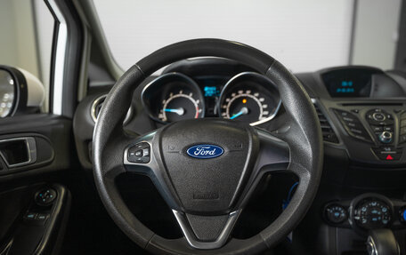 Ford Fiesta, 2015 год, 990 000 рублей, 10 фотография