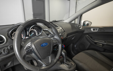 Ford Fiesta, 2015 год, 990 000 рублей, 12 фотография