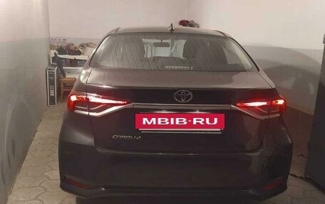 Toyota Corolla, 2019 год, 2 350 000 рублей, 7 фотография