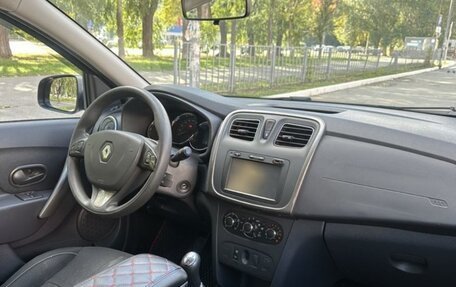 Renault Sandero II рестайлинг, 2016 год, 872 000 рублей, 7 фотография