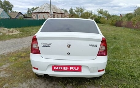 Renault Logan I, 2015 год, 680 000 рублей, 3 фотография