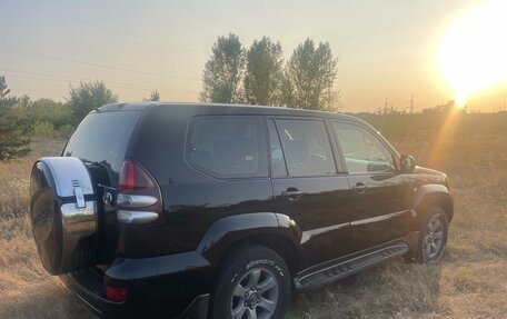 Toyota Land Cruiser Prado 120 рестайлинг, 2006 год, 3 050 000 рублей, 3 фотография