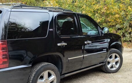 Chevrolet Tahoe III, 2013 год, 2 100 000 рублей, 4 фотография