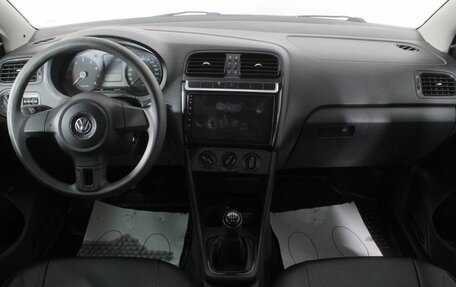 Volkswagen Polo VI (EU Market), 2014 год, 698 000 рублей, 11 фотография