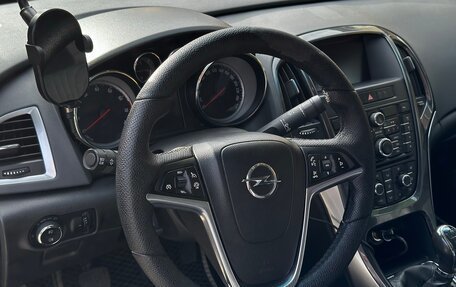 Opel Astra J, 2013 год, 1 050 000 рублей, 11 фотография