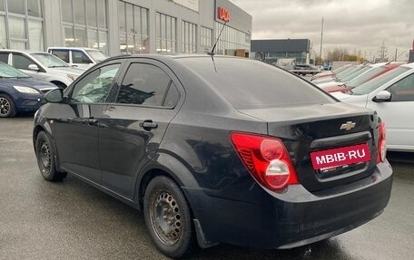 Chevrolet Aveo III, 2013 год, 580 000 рублей, 5 фотография