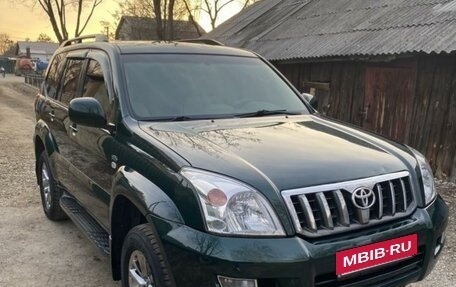 Toyota Land Cruiser Prado 120 рестайлинг, 2005 год, 2 600 000 рублей, 2 фотография