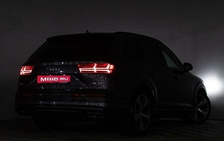 Audi Q7, 2019 год, 27 фотография