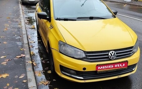 Volkswagen Polo VI (EU Market), 2016 год, 650 000 рублей, 2 фотография