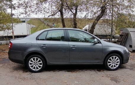 Volkswagen Jetta VI, 2010 год, 660 000 рублей, 7 фотография