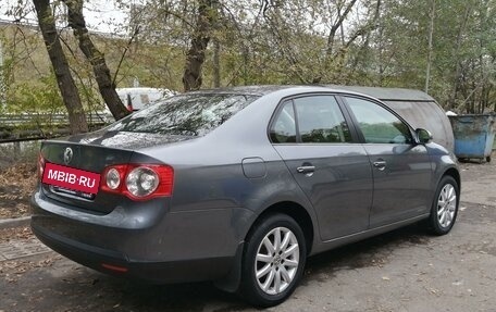 Volkswagen Jetta VI, 2010 год, 660 000 рублей, 6 фотография