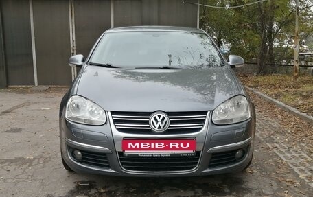 Volkswagen Jetta VI, 2010 год, 660 000 рублей, 13 фотография