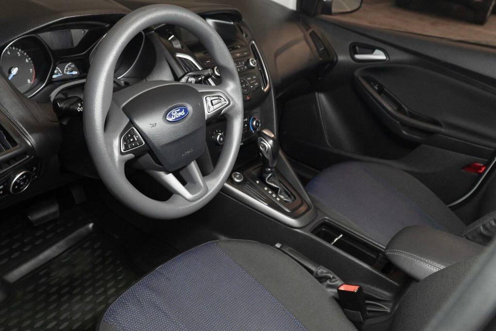 Ford Focus III рестайлинг, 2019 год, 290 000 рублей, 7 фотография