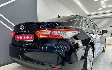 Toyota Camry, 2018 год, 3 370 000 рублей, 3 фотография