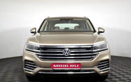 Volkswagen Touareg III, 2019 год, 5 400 000 рублей, 2 фотография