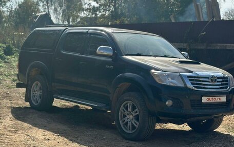 Toyota Hilux VII, 2013 год, 1 700 000 рублей, 2 фотография