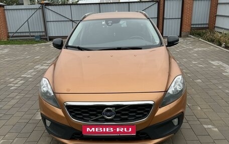 Volvo V40 II рестайлинг, 2014 год, 1 300 000 рублей, 1 фотография