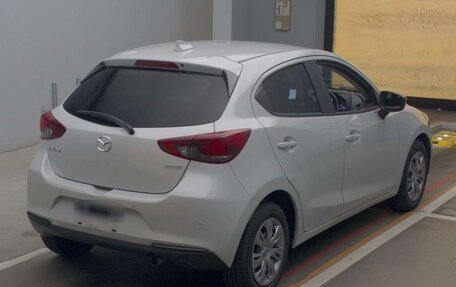 Mazda 2 III, 2020 год, 980 000 рублей, 4 фотография