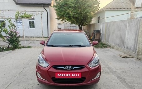 Hyundai Solaris II рестайлинг, 2012 год, 850 000 рублей, 3 фотография