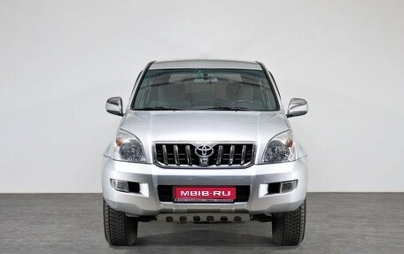 Toyota Land Cruiser Prado 120 рестайлинг, 2007 год, 2 670 000 рублей, 1 фотография