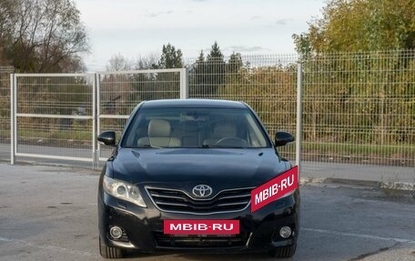 Toyota Camry, 2010 год, 1 700 000 рублей, 14 фотография