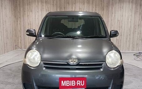 Toyota Sienta I, 2008 год, 650 222 рублей, 2 фотография