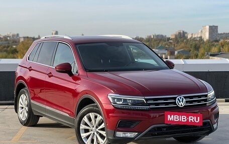 Volkswagen Tiguan II, 2017 год, 2 770 000 рублей, 2 фотография