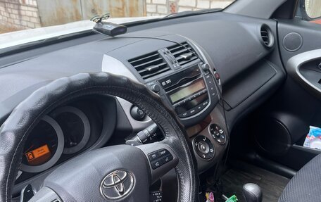 Toyota RAV4, 2010 год, 1 730 000 рублей, 4 фотография