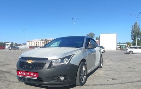 Chevrolet Cruze II, 2011 год, 600 000 рублей, 2 фотография