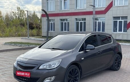 Opel Astra J, 2010 год, 650 000 рублей, 1 фотография