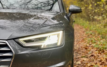 Audi A4, 2018 год, 3 050 000 рублей, 3 фотография