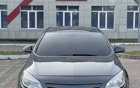 Opel Astra J, 2010 год, 650 000 рублей, 2 фотография