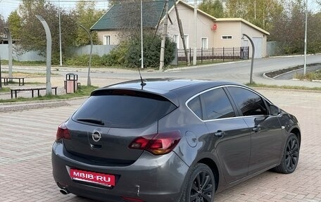 Opel Astra J, 2010 год, 650 000 рублей, 4 фотография