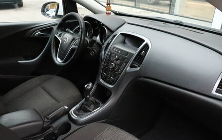 Opel Astra J, 2013 год, 853 000 рублей, 8 фотография