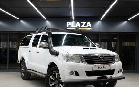 Toyota Hilux VII, 2012 год, 2 419 000 рублей, 2 фотография