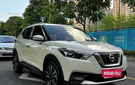 Nissan Kicks I, 2020 год, 1 540 000 рублей, 5 фотография