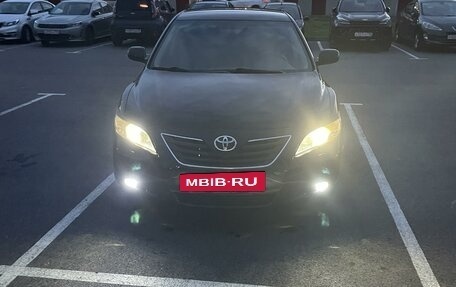 Toyota Camry, 2008 год, 1 350 000 рублей, 4 фотография