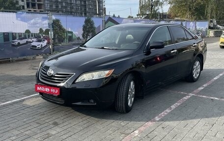 Toyota Camry, 2008 год, 1 350 000 рублей, 2 фотография