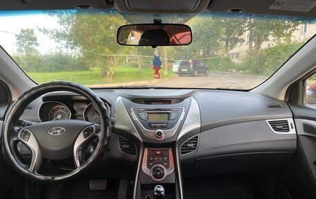 Hyundai Elantra V, 2012 год, 1 050 000 рублей, 8 фотография