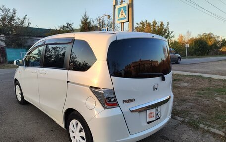 Honda Freed I, 2013 год, 1 289 000 рублей, 12 фотография