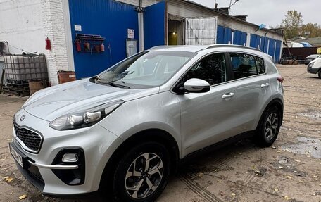 KIA Sportage IV рестайлинг, 2018 год, 2 050 000 рублей, 2 фотография