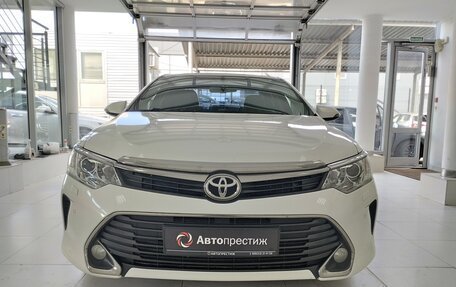 Toyota Camry, 2016 год, 2 420 000 рублей, 2 фотография