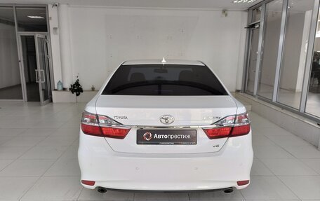 Toyota Camry, 2016 год, 2 420 000 рублей, 5 фотография