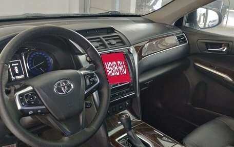 Toyota Camry, 2016 год, 2 420 000 рублей, 8 фотография