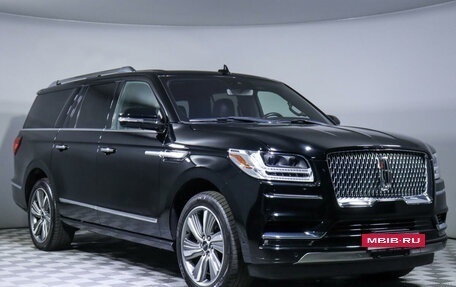 Lincoln Navigator, 2018 год, 7 400 000 рублей, 3 фотография