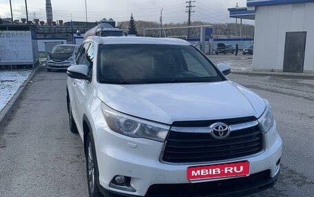 Toyota Highlander III, 2014 год, 3 050 000 рублей, 1 фотография