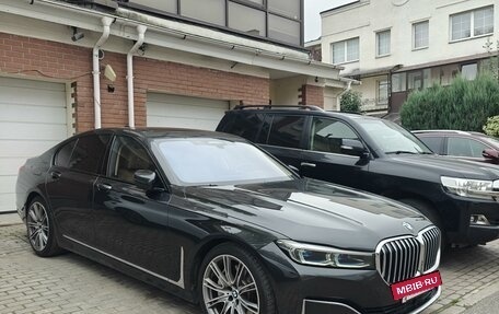 BMW 7 серия, 2019 год, 5 500 000 рублей, 2 фотография