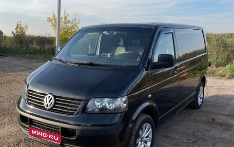 Volkswagen Transporter T5 рестайлинг, 2007 год, 1 350 000 рублей, 1 фотография