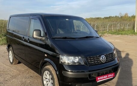 Volkswagen Transporter T5 рестайлинг, 2007 год, 1 350 000 рублей, 2 фотография